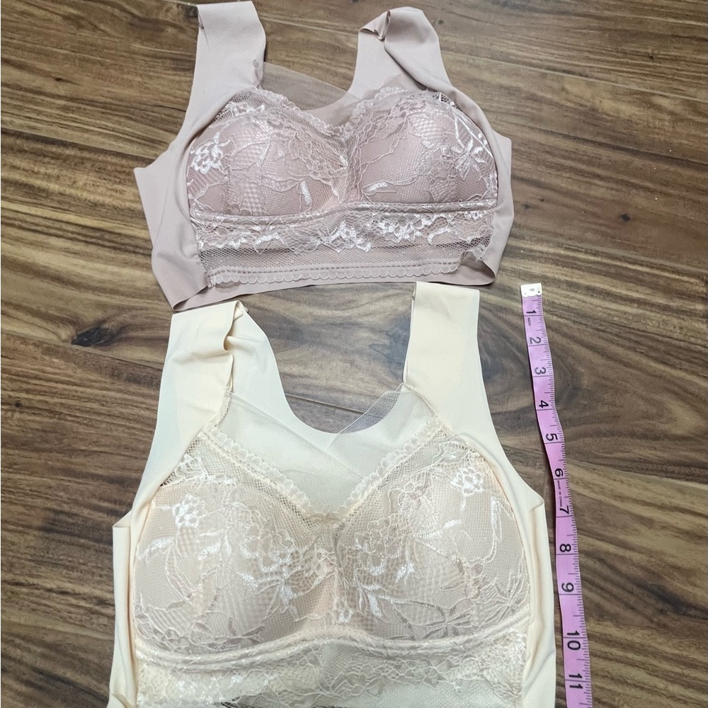- Lot of 2 Lacy sheer bras, size Small, new - Picture 9 of 10